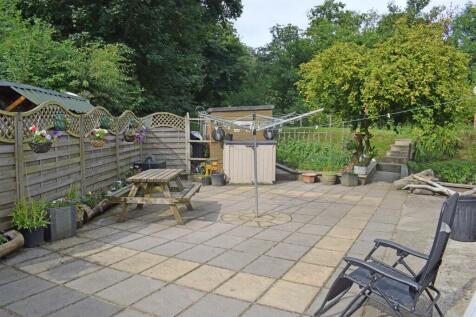 Patio 2.JPG
