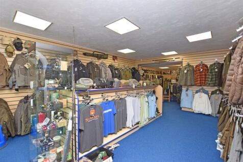 Shop 1.JPG