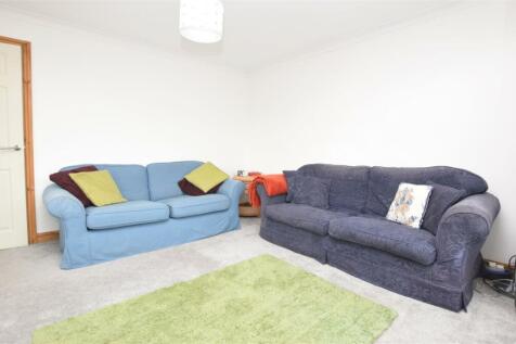 Lounge V3.JPG