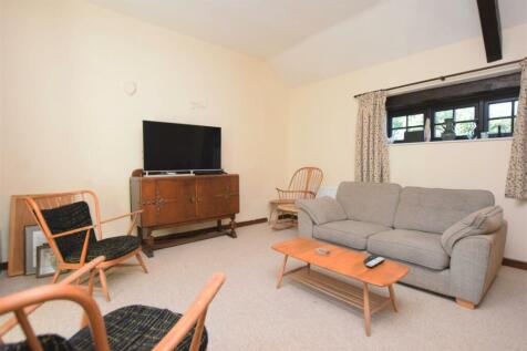 Annex lounge.JPG