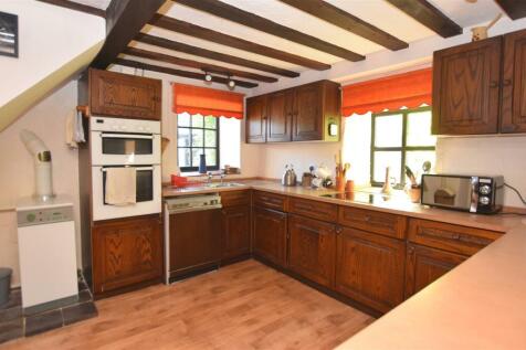 Kitchen.JPG