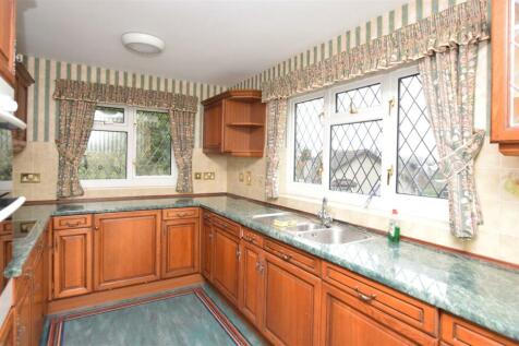 Kitchen.JPG