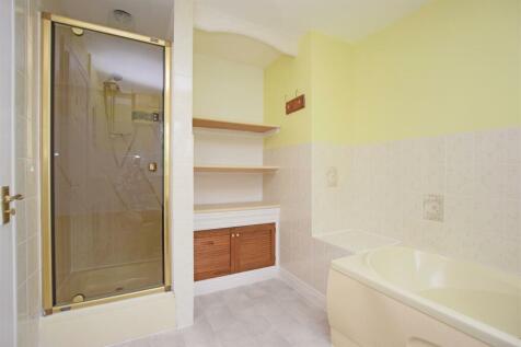En Suite V2.JPG