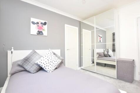 Bedroom 2 V3.JPG