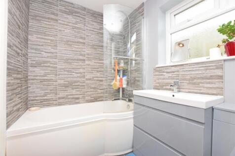 Bathroom V2.JPG