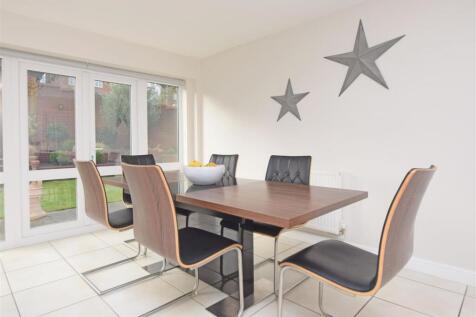 Dining Room.JPG