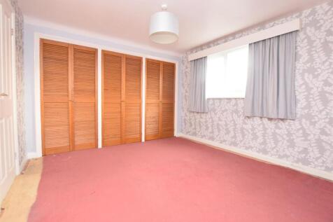 Bedroom 1.JPG