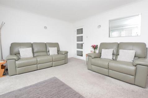 Lounge V2.JPG
