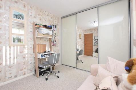 Bedroom 2 V2.JPG
