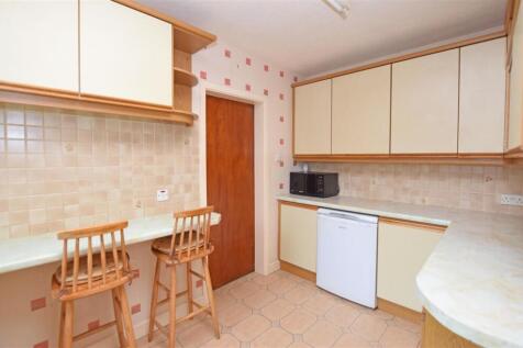 Kitchen V2.JPG