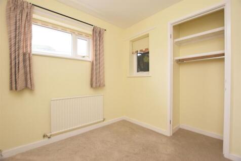 Bedroom 3 V2.JPG