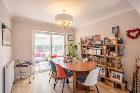 Dining Room.jpg