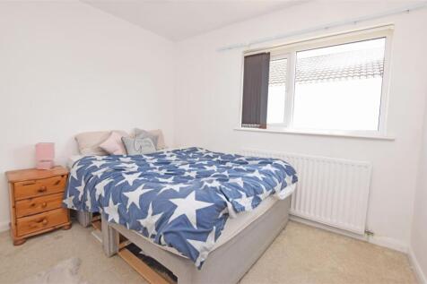 Bedroom 2 V2.JPG