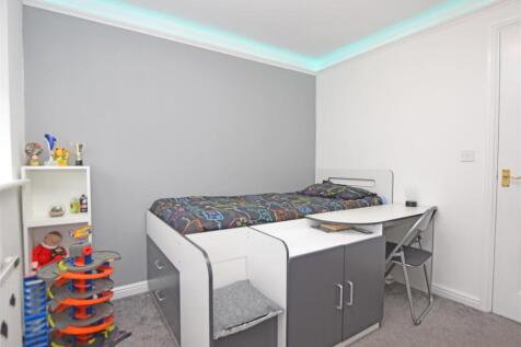 Bedroom 3.JPG