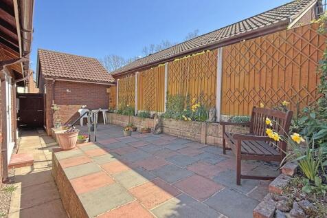 Side Patio V2.JPG