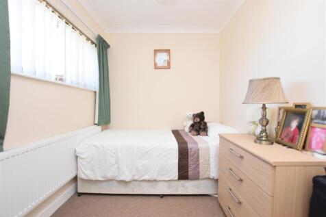 Bedroom 3.JPG