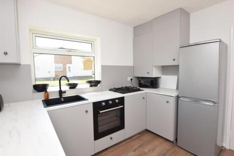 Kitchen V2.JPG