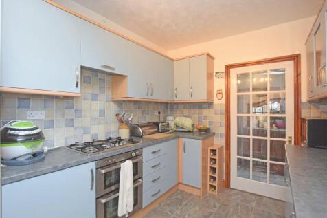 Kitchen.JPG