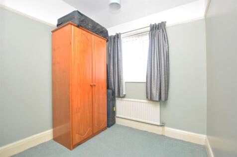 Bedroom 4.JPG