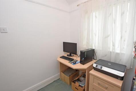 Bedroom 5.JPG