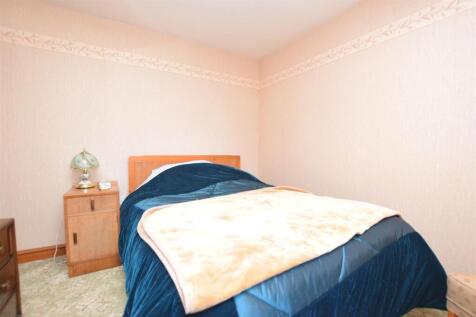 Annex Bedroom.JPG