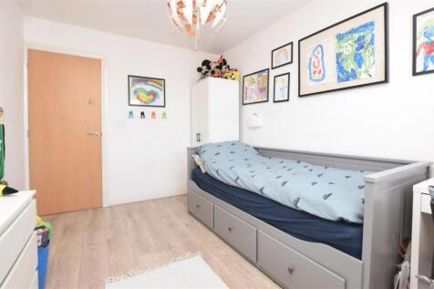 Bedroom 2 V3.JPG