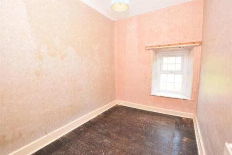 Bedroom 3.JPG