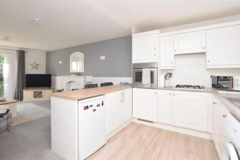 Kitchen V3.JPG