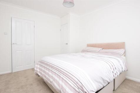 Bedroom 2 V2.JPG