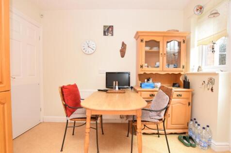 Breakfast Area.JPG