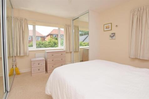 Bedroom 2.JPG