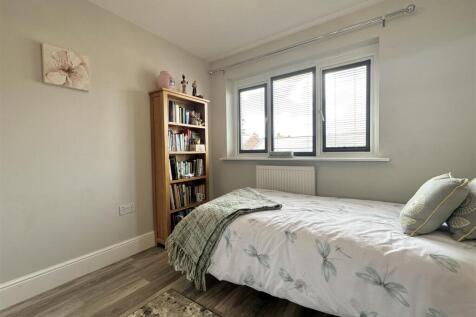 Bedroom 2 V2.JPG