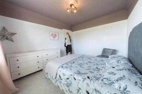 Bedroom 3 V2.jpg