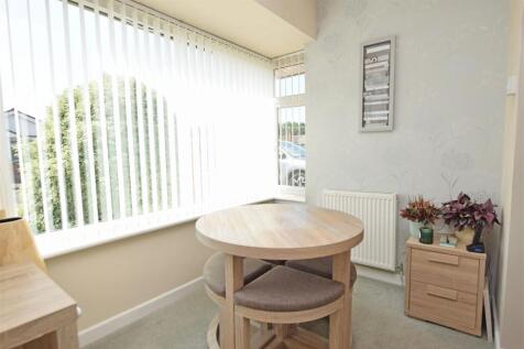 Dining Room.JPG