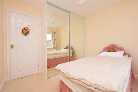 Bedroom 3 V2.JPG