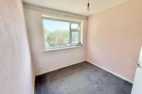 Bedroom_3.jpg