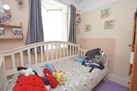 Bedroom 3.JPG