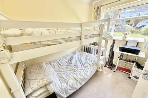 bedroom-3.jpg