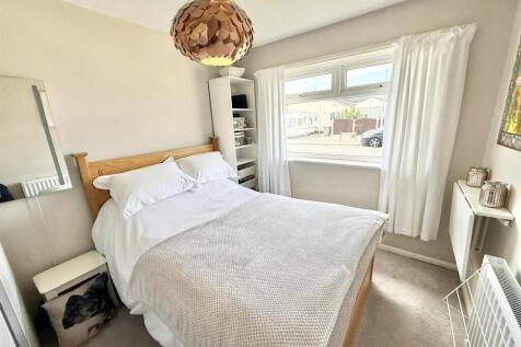 bedroom-2.jpg