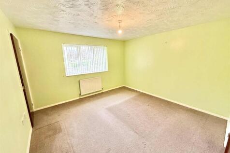 Bedroom-1.jpg