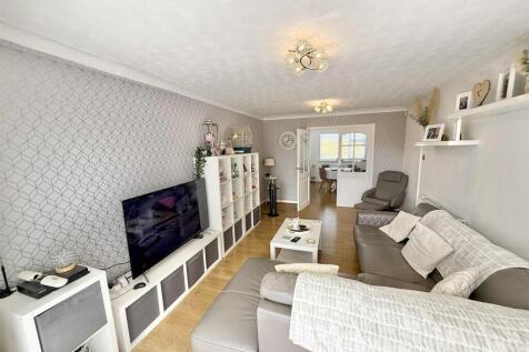 lounge-2.jpg