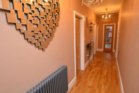 Hallway.JPG