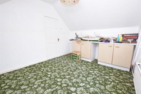 Loft room 2 View 2.JPG