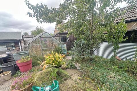 Back Garden View 2.jpg