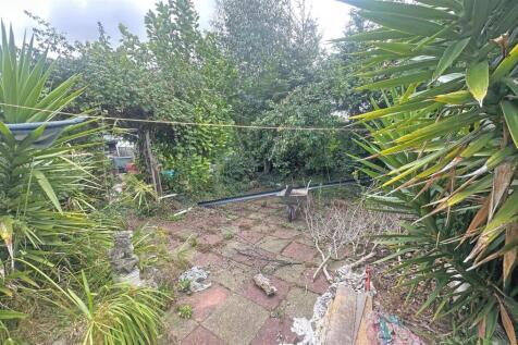 Back Garden View 4.jpg