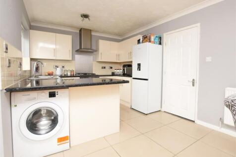 Kitchen V2.JPG