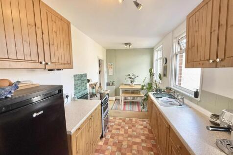 kitchen-1.jpg