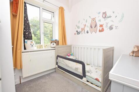 bedroom 3.JPG