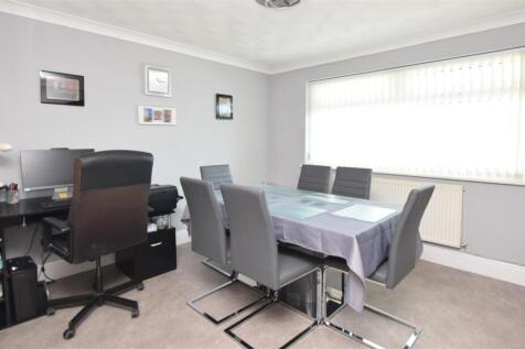 Dining Room V2.JPG