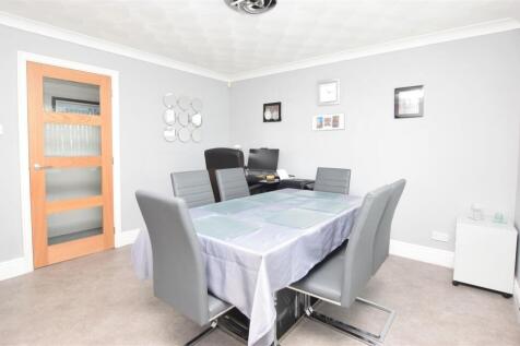 Dining Room.JPG